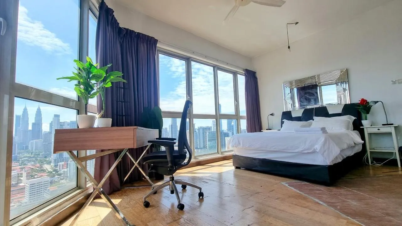 Penthouse On 34 - The Highest Unit And Best Views In Regalia & Private Rooftop Terrace Kuala Lumpur