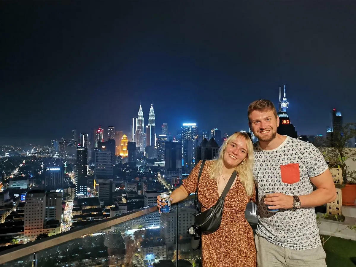 Hostel Penthouse On 34 - The Highest Unit And Best Views In Regalia & Private Rooftop Terrace Kuala Lumpur